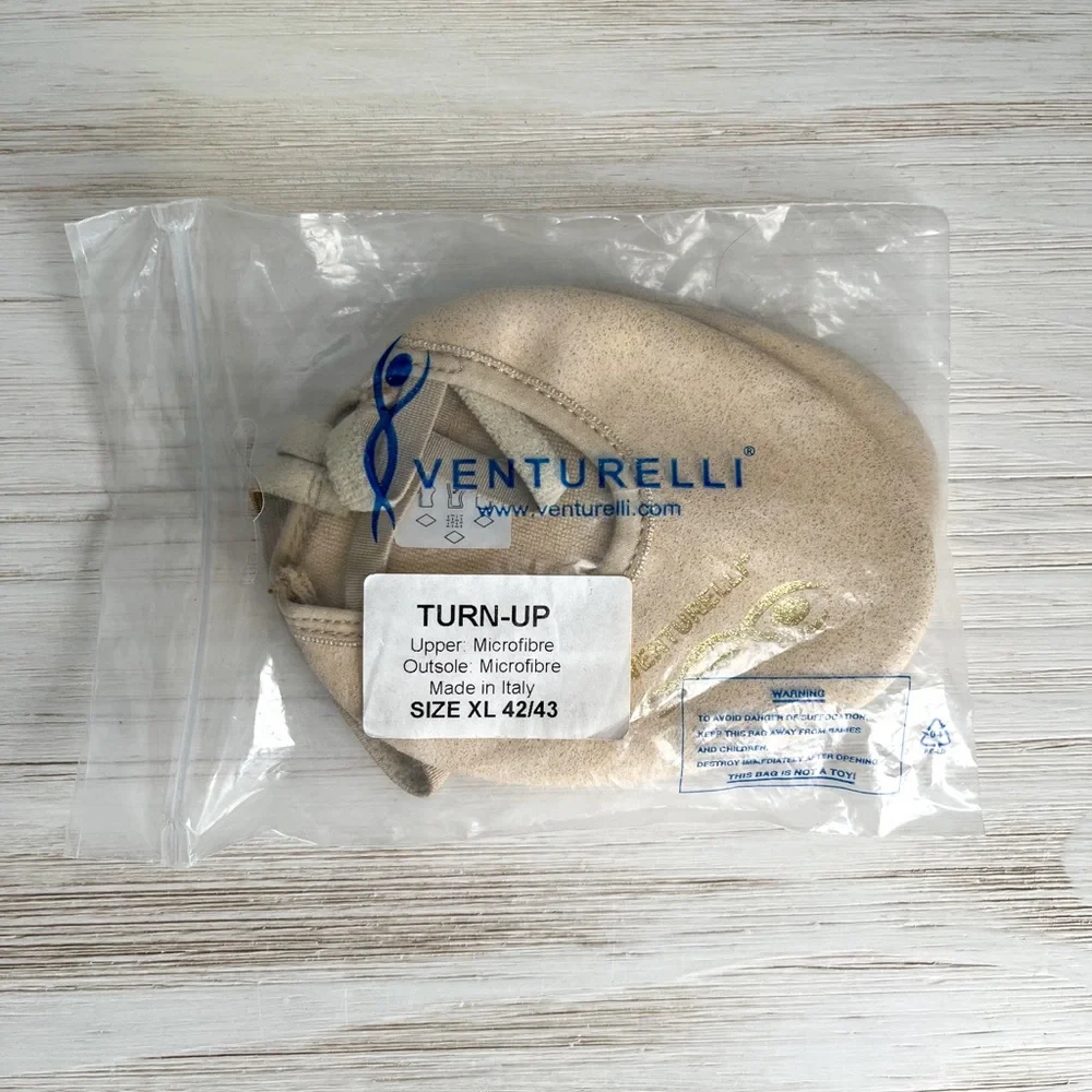 Venturelli Rhythmic Gymnastics Half Shoes